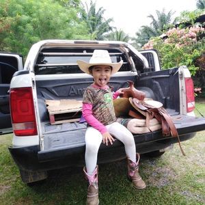 Meet your Posher, Florentina